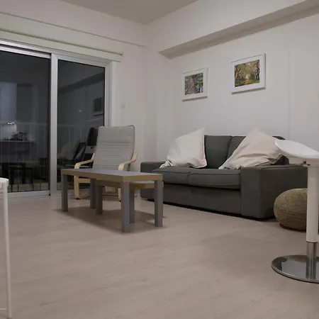 Down Town Luxury Suites Apartament Nikozja